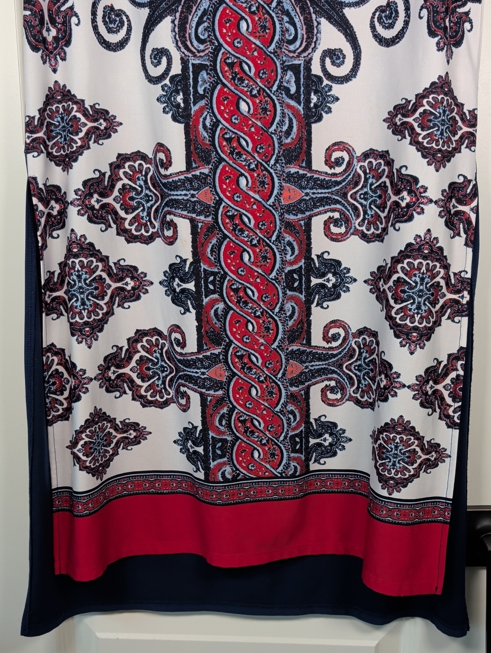 Melissa Paige White Navy Red Paisley Print Sleeveless Shift Dress - Picture 7 of 10